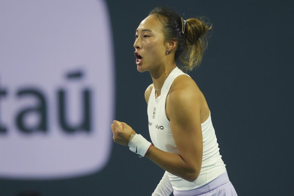 崭露头角 崭露头角